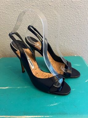 Manolo Blahnik Blue Patent Leather Peep Toe Sandals Heels 36.5